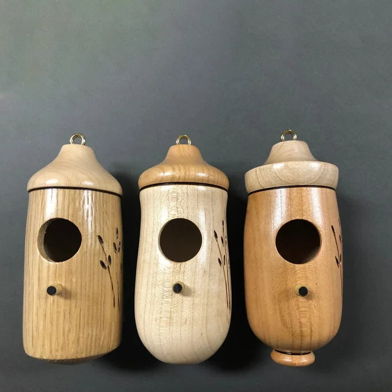 Hummingbird House Weather-Resistant Resin Wood Grain Finish