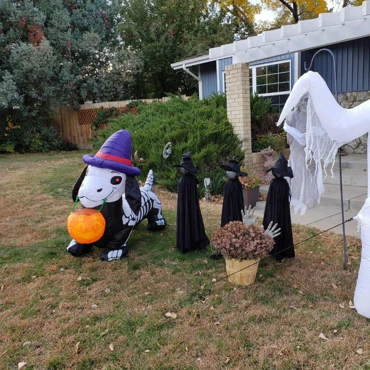 Inflatable Halloween Dog Skeleton Design Glowing Eyes Weatherproof
