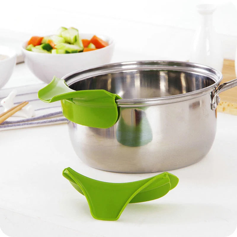 Kitchen Funnel Flexible Curved Design For Round Pans