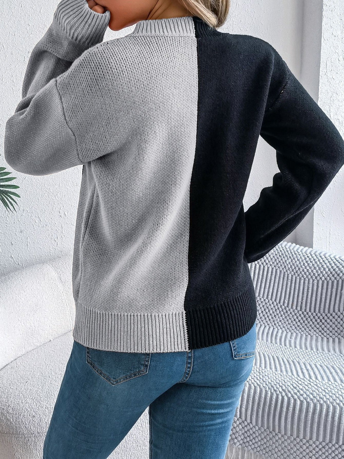Knit Sweater Jack-O'-Lantern Pattern Ribbed Cuffs and Hem