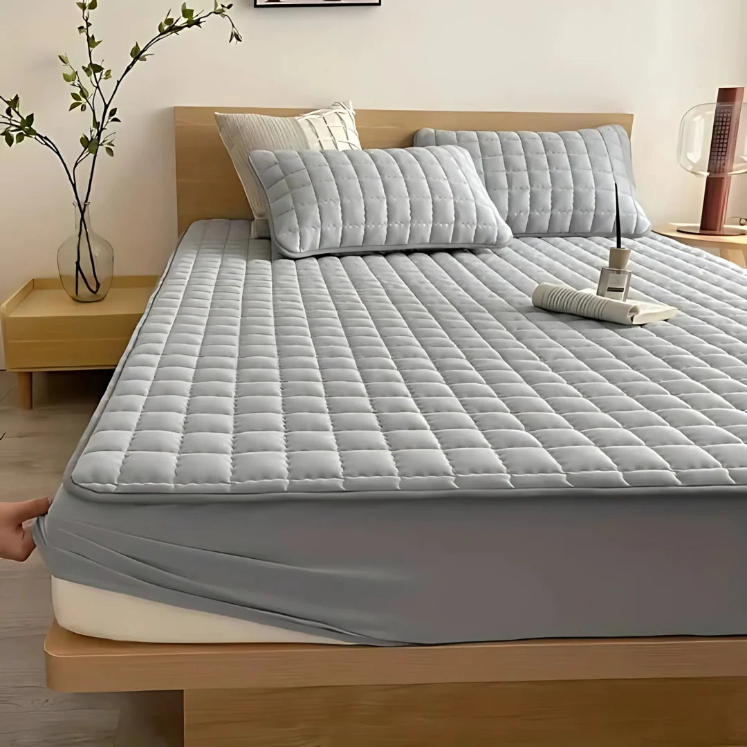 Mattress Protector Quilted Breathable Water-Repellent Non-Slip Fit