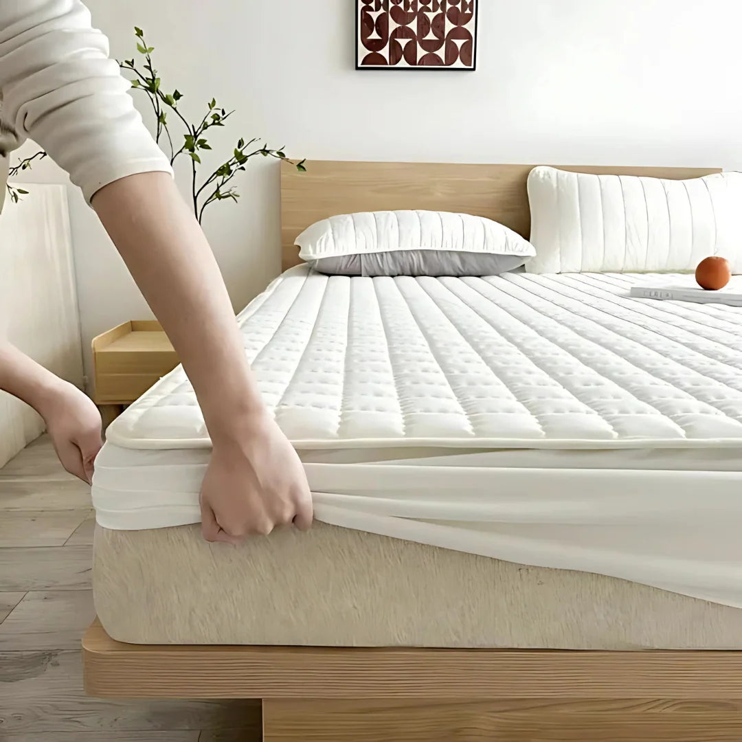 Mattress Protector Quilted Breathable Water-Repellent Non-Slip Fit