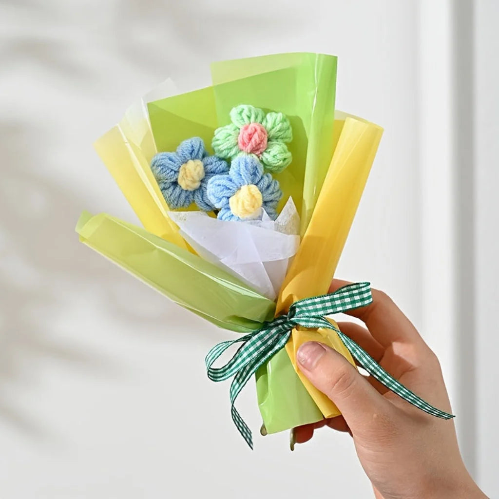 Mini Bouquet Artificial Pre-Wrapped & Gift-Ready