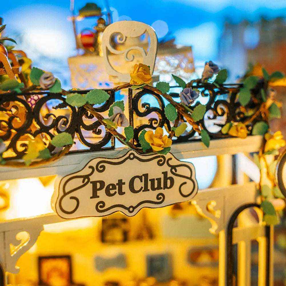 Miniature Kit Pet Shop Scene Warm LED Lighting