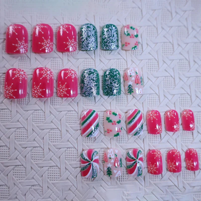 Nail Art Set Festive Holiday Designs & Long-Lasting Finish