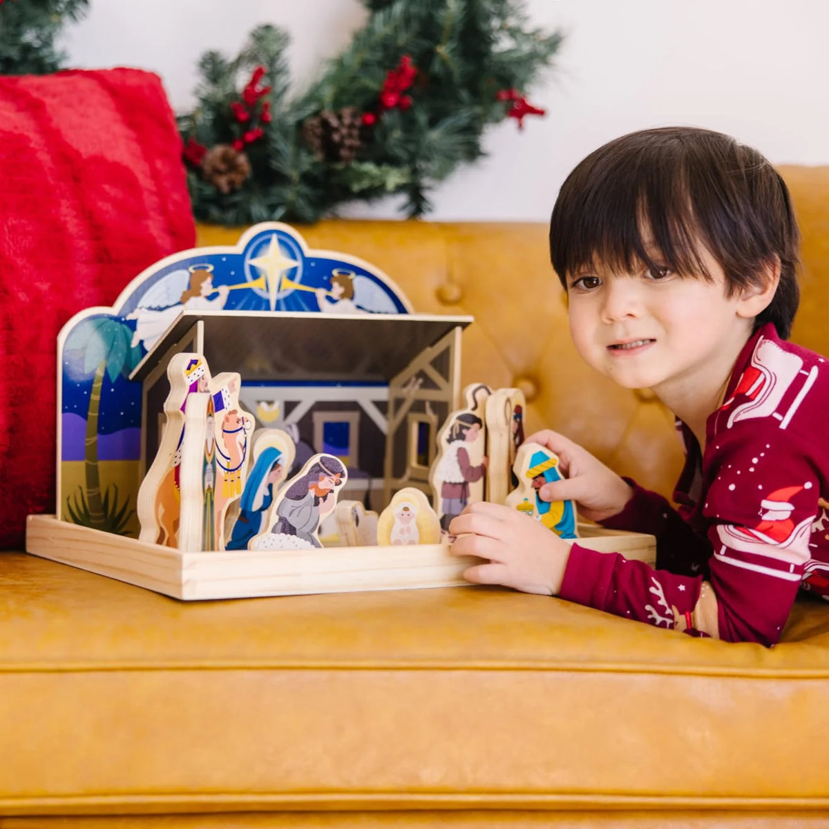 Nativity Set Wooden Interlocking Stable & 11 Figures