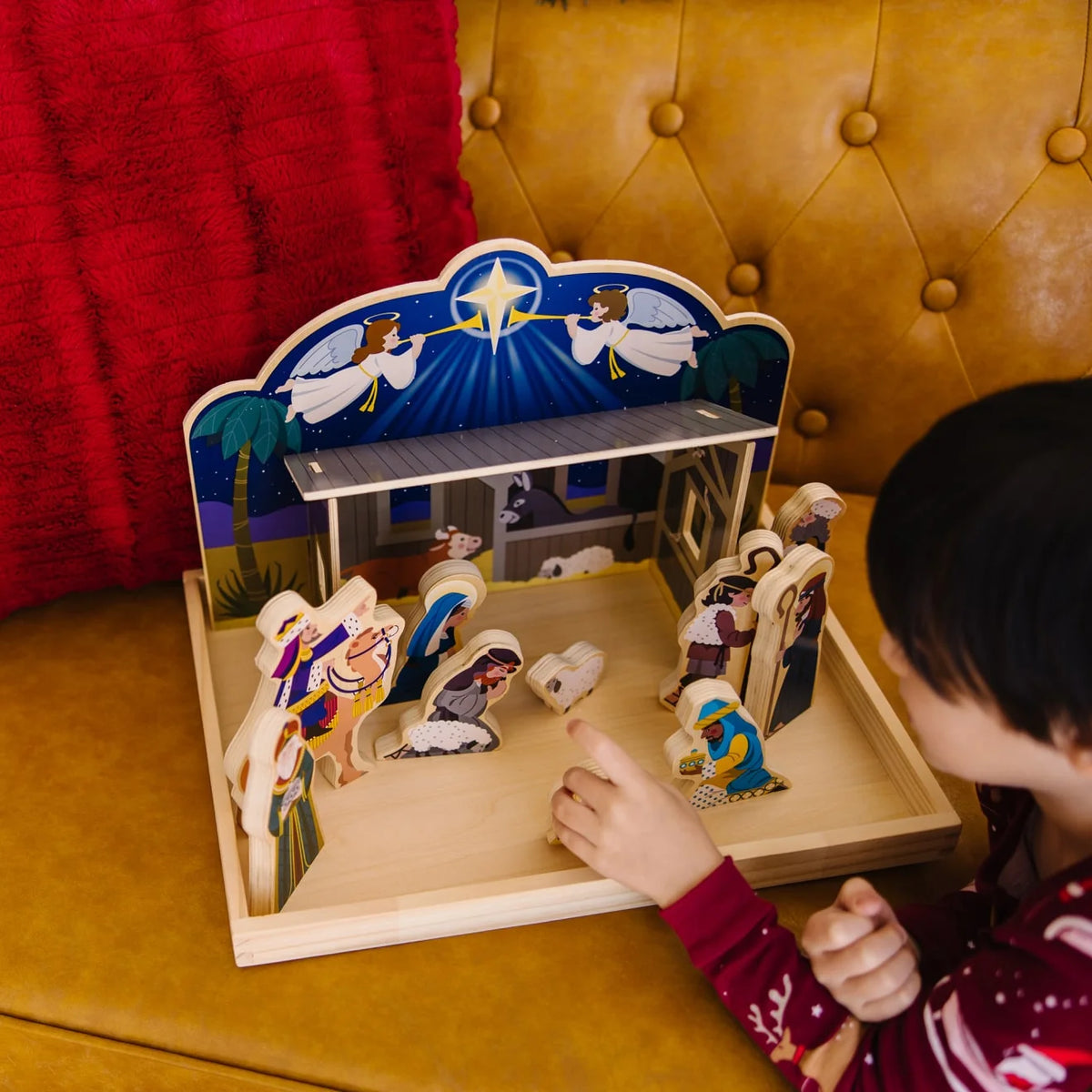 Nativity Set Wooden Interlocking Stable & 11 Figures