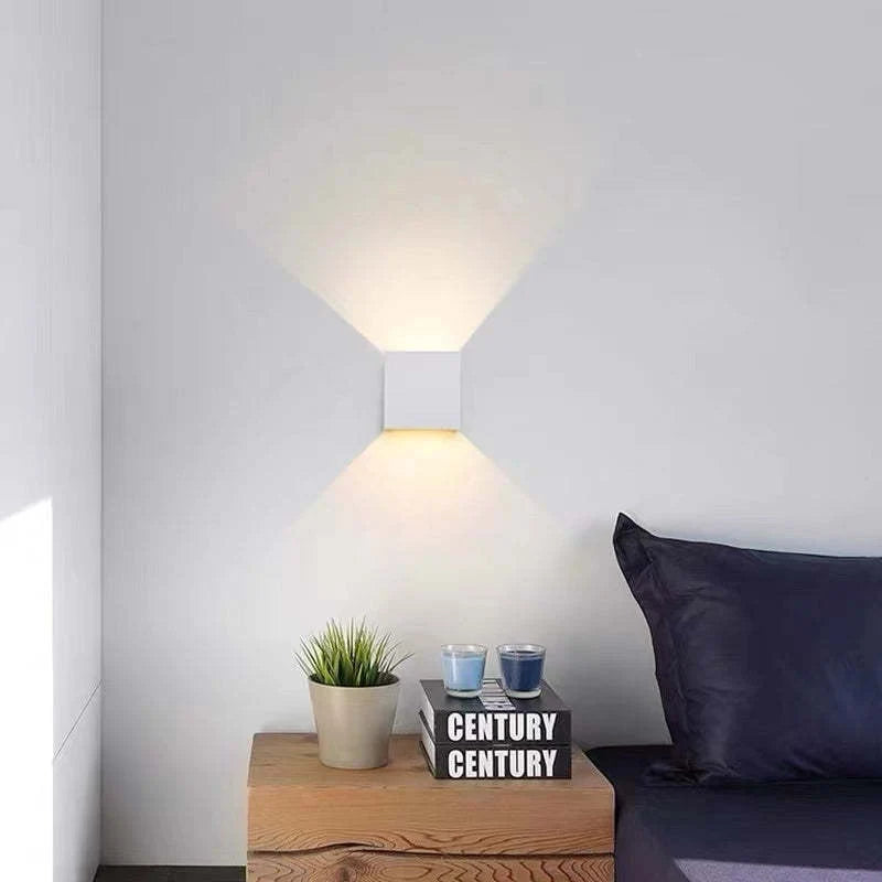 Outdoor LED Wall Light Adjustable IP65 Waterproof