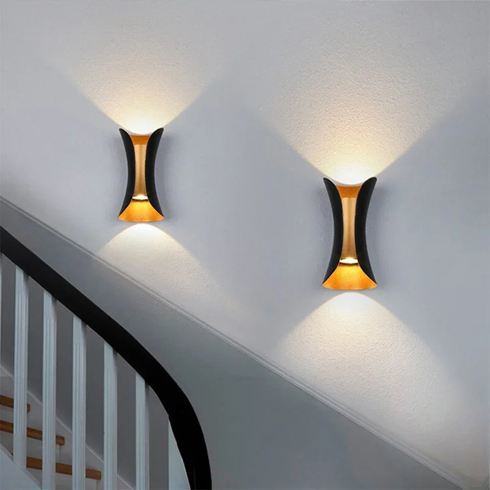 Outdoor Wall Light Weather-Rated Integrated LED