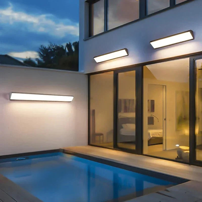 Outdoor Wall Light Weather-Resistant Aluminum LED