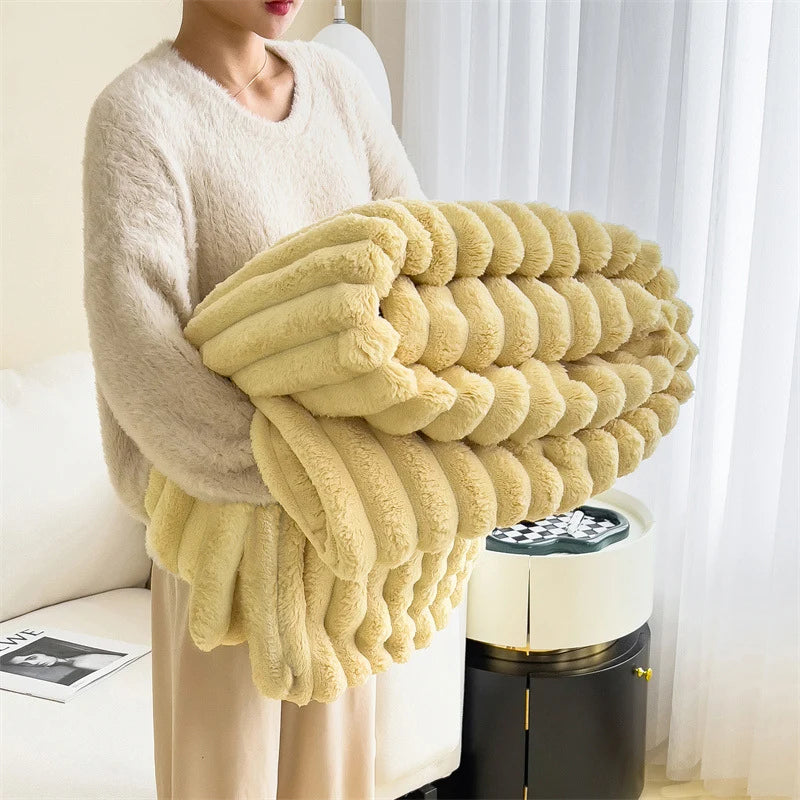 Plush Blanket Soft Warmth Machine Washable