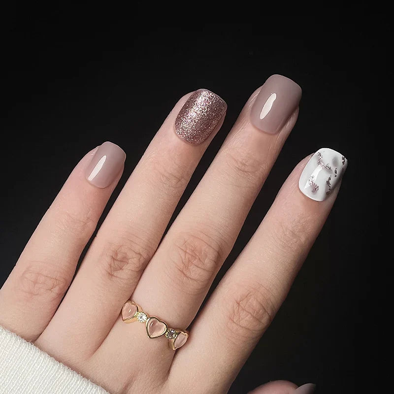 Press-On Nail Set Festive Reindeer & Candy Cane
