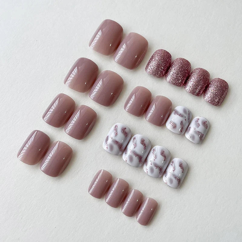 Press-On Nail Set Festive Reindeer & Candy Cane