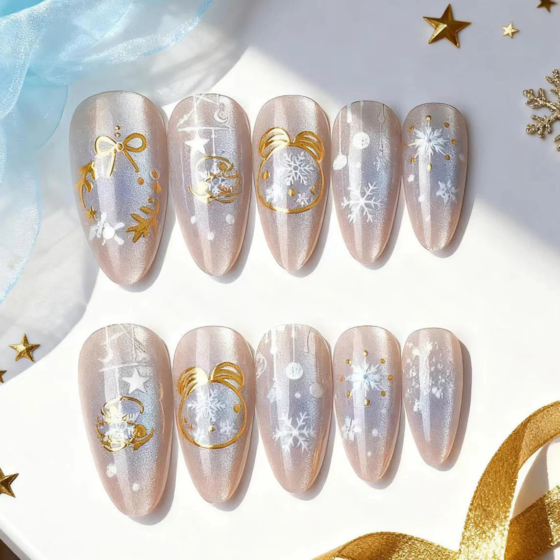 Press-On Nail Set Holiday Designs Self-Adhesive & Reusable