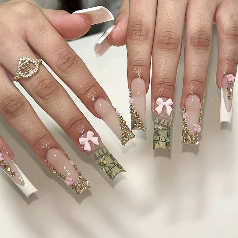 Press-On Nail Set Luxurious Embellishments & Long-Lasting Wear