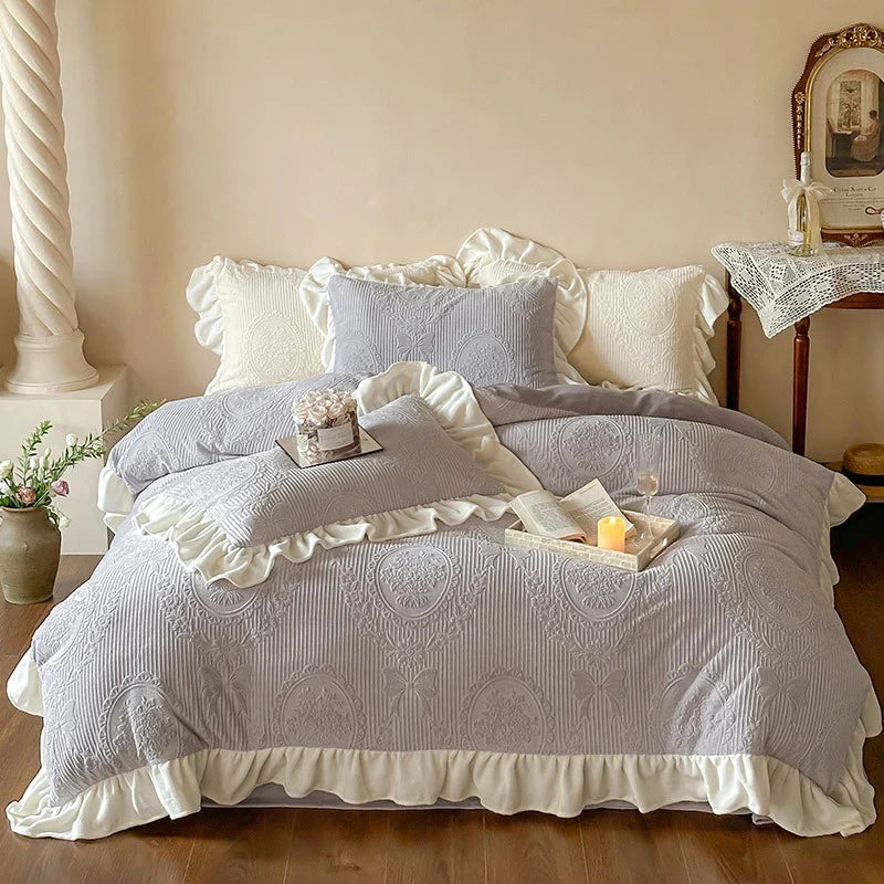 Quilted Bedding Set Breathable Jacquard Medallion & Ruffle Accents