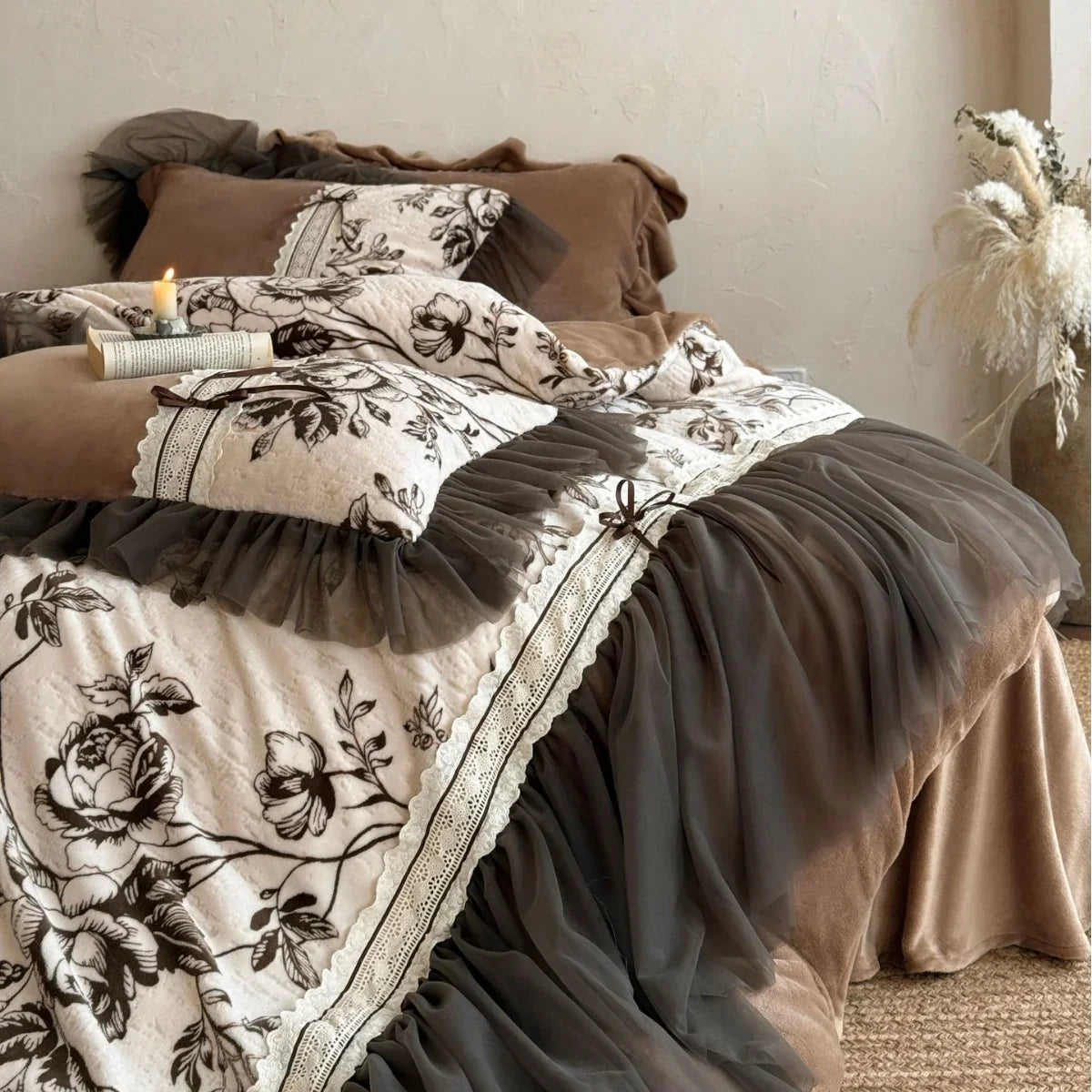 Quilted Bedding Set Cotton Blend Floral & Tulle Ruffle