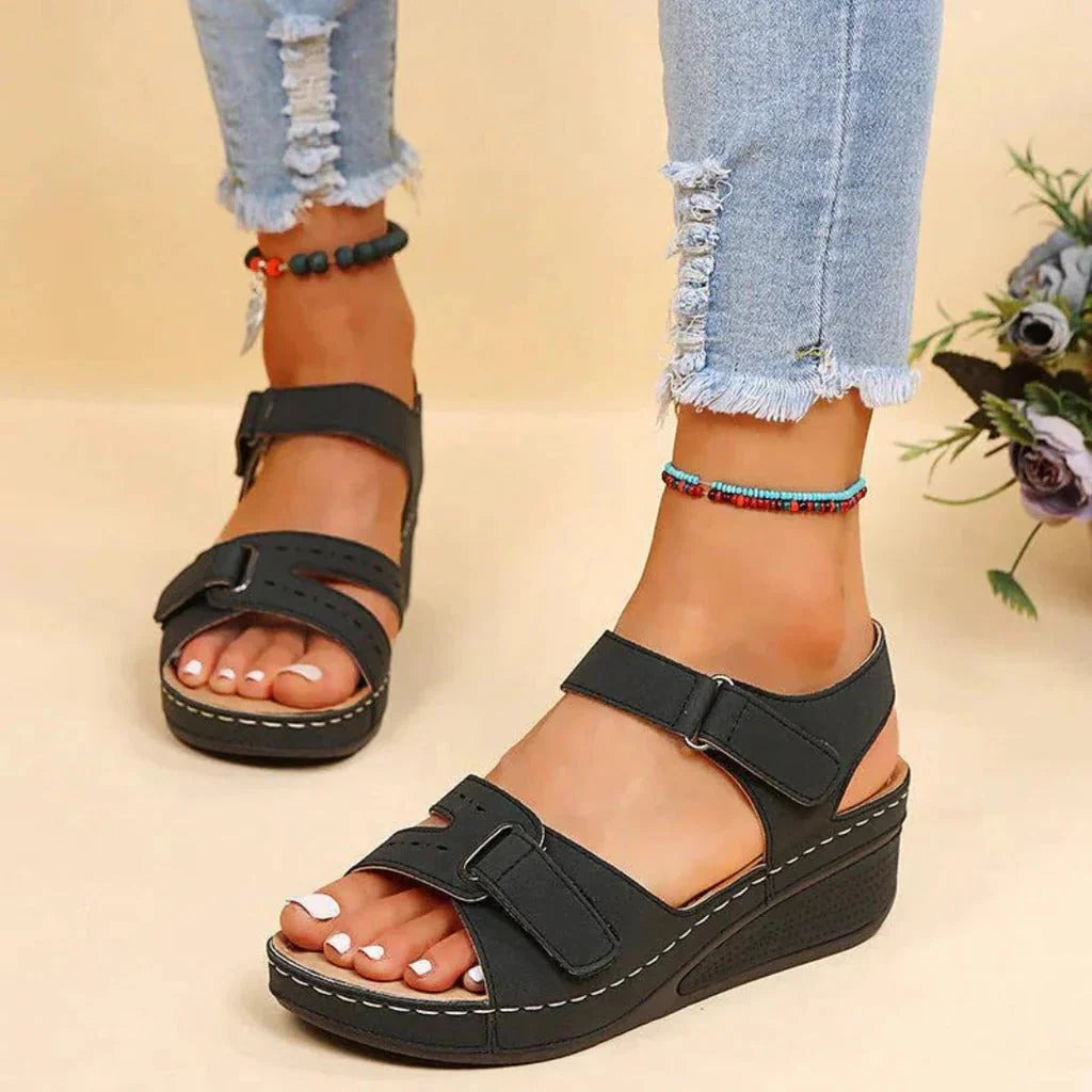Sandals Contoured Arch Support & Flexible Sole