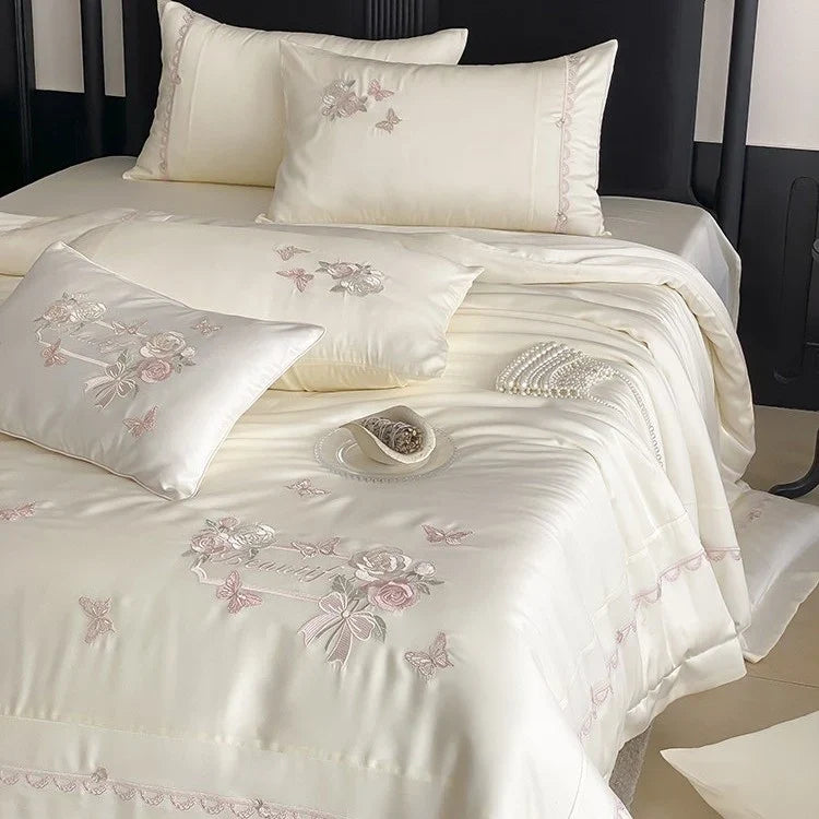 Satin Bedding Set Embroidered Breathable 4 Piece