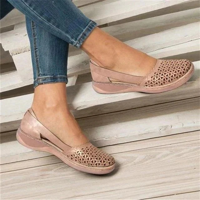 Slip-On Flats Wide Toe Cushioned Insole Breathable