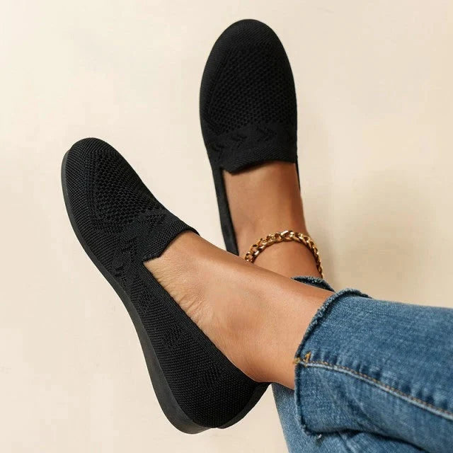 Slip-On Shoes Breathable Mesh & Flexible Sole