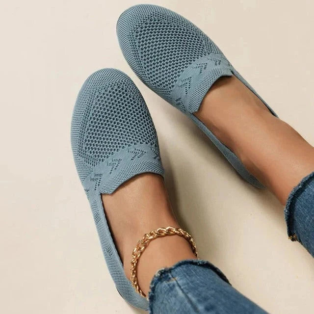Slip-On Shoes Breathable Mesh & Flexible Sole