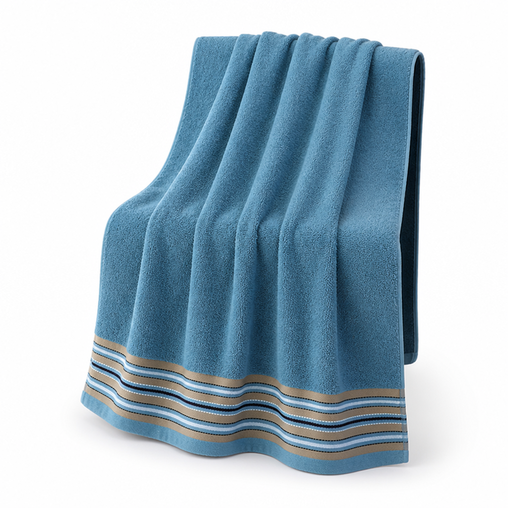 Soft Plush Nordic-Style Machine-Washable Throw Blanket