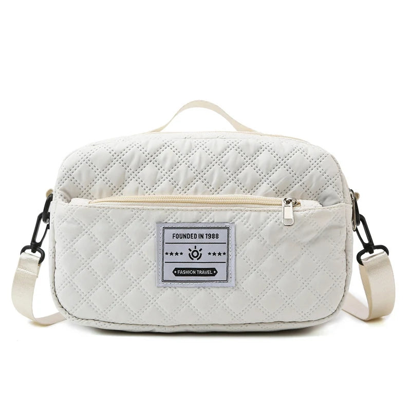 Sports Travel Bag Waterproof Spacious Quilted Detachable Strap