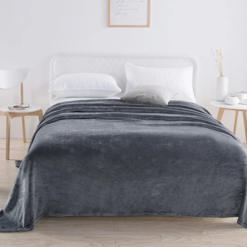 Throw Blanket Plush Velvet Lightweight Machine Washable