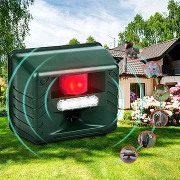 Ultrasonic Animal Repeller Solar-Powered Motion-Activated 70-Foot Weatherproof