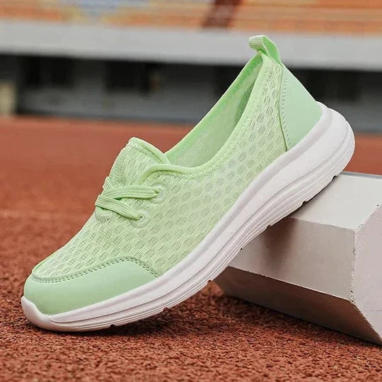Walking Shoes Three-Zone Support Adaptive Cushioning Breathable & Lightweight