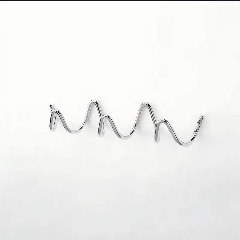Wall Hook Rack Iron 3 Hooks Space-Saving Wall-Mounted Design