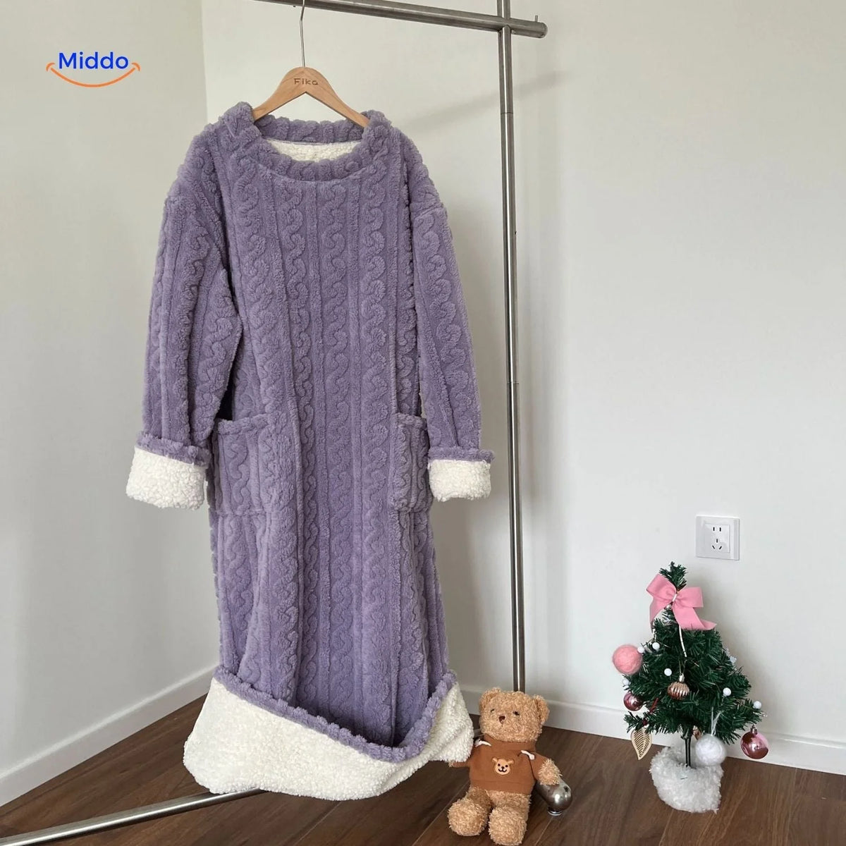 Wearable Blanket Soft Fleece Long Sleeves & Front Pockets