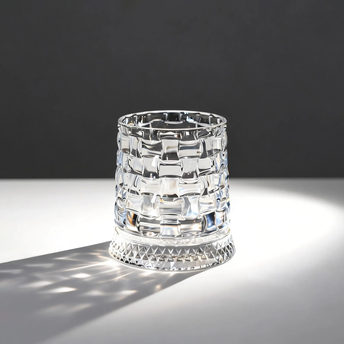 Whiskey Glass Crystal Self-Rotating Design