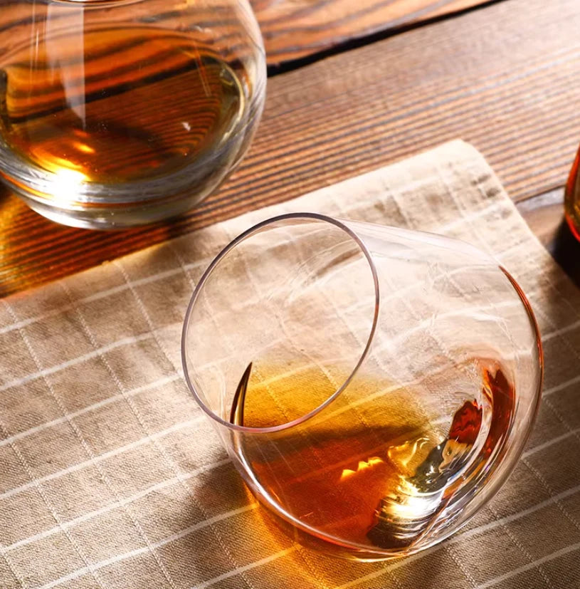 Whiskey Glass Rocking Base 17.9 Oz Capacity