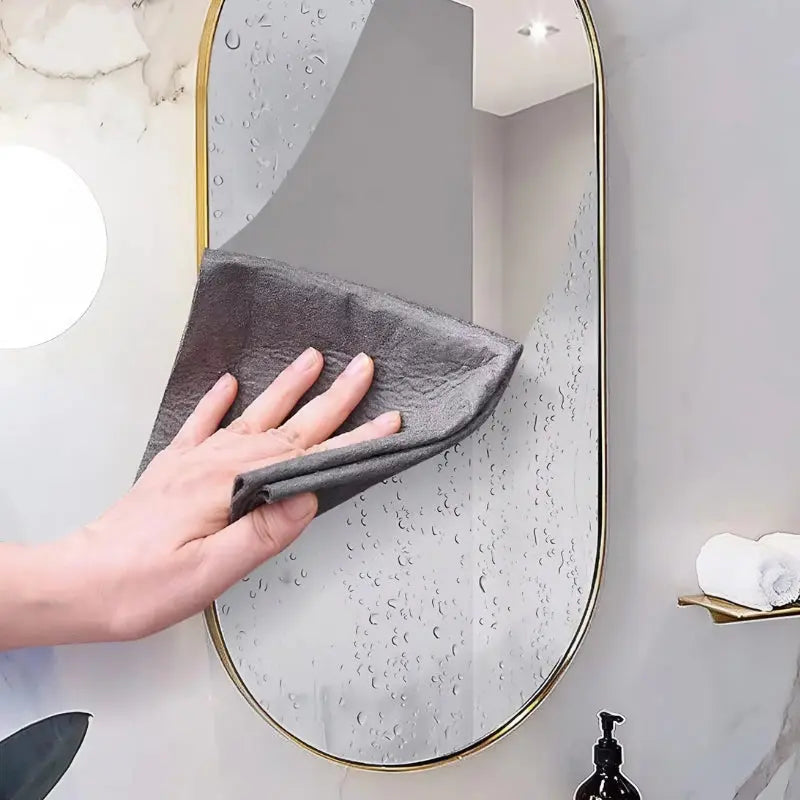 Microfiber Cleaning Cloths for Effective Dusting and Wiping
