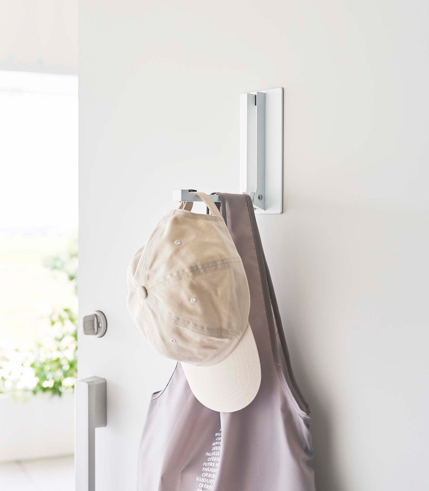 Space-Saving Foldable Hook with Magnetic Design