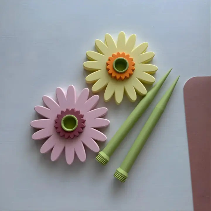 Yarn Winder for Hand-Knitting and Crocheting Projects
