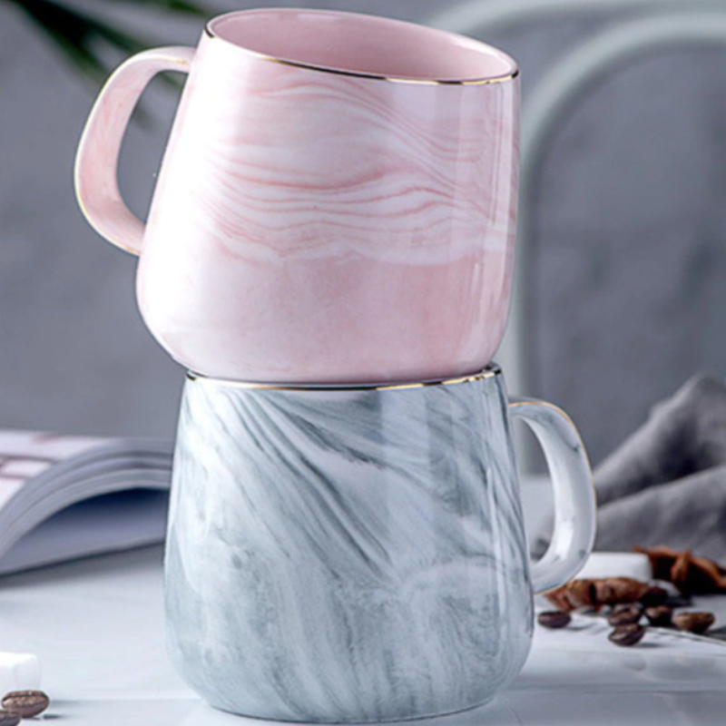 Elegant Marble Design Ceramic Mug with Gold Accents