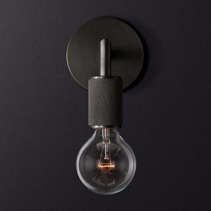 Stylish Adjustable Metal Wall Light for Indoor Spaces