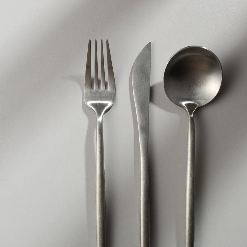 Minimalist Stainless Steel Cutlery Set 18/10 with Titanium Coating