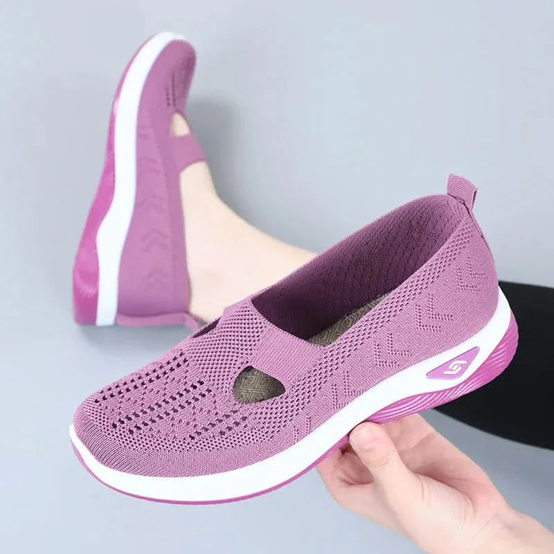 Lightweight Women's Sneakers with Soft Cushioning and Breathable Design