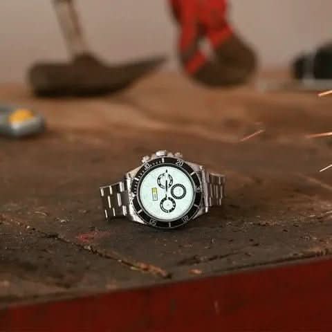 Tactical Smartwatch with GPS for Daily Adventures
