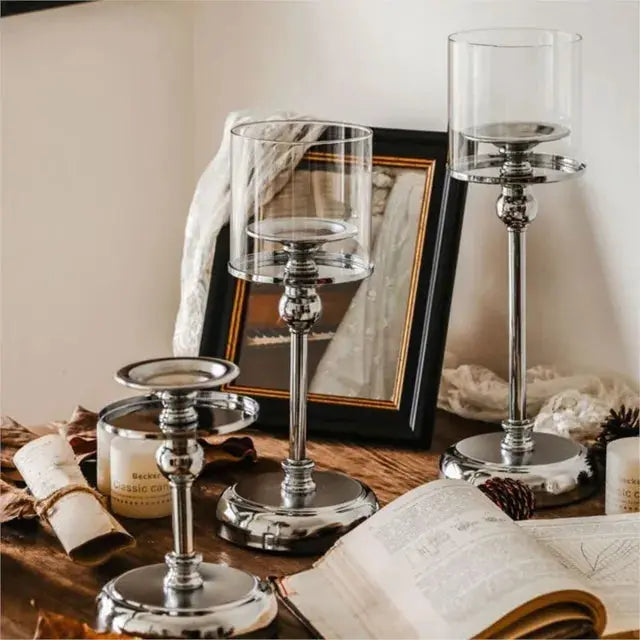 Metal Candle Holder in Nordic Style