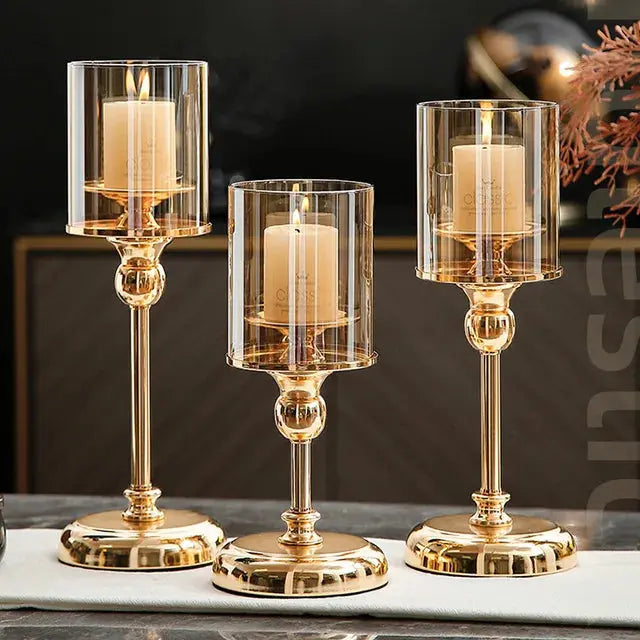 Metal Candle Holder in Nordic Style