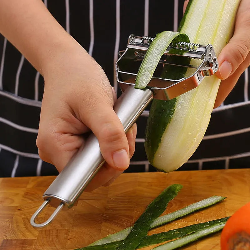 Ergonomic Vegetable and Fruit Peeler Made of Stainless Steel