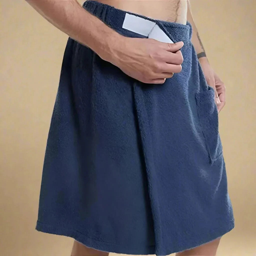 Towel Wrap for Bathing with Velcro Fastening and Storage Pocket