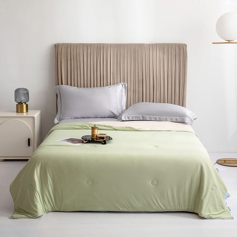 Soft Summer Blanket in Ice Silk – Breathable and Comfortable