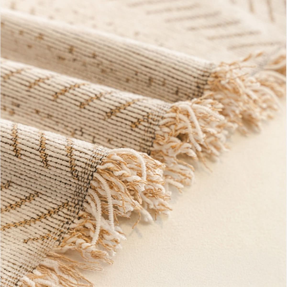 Scratch-Resistant Soft Chenille Sofa Slipcover