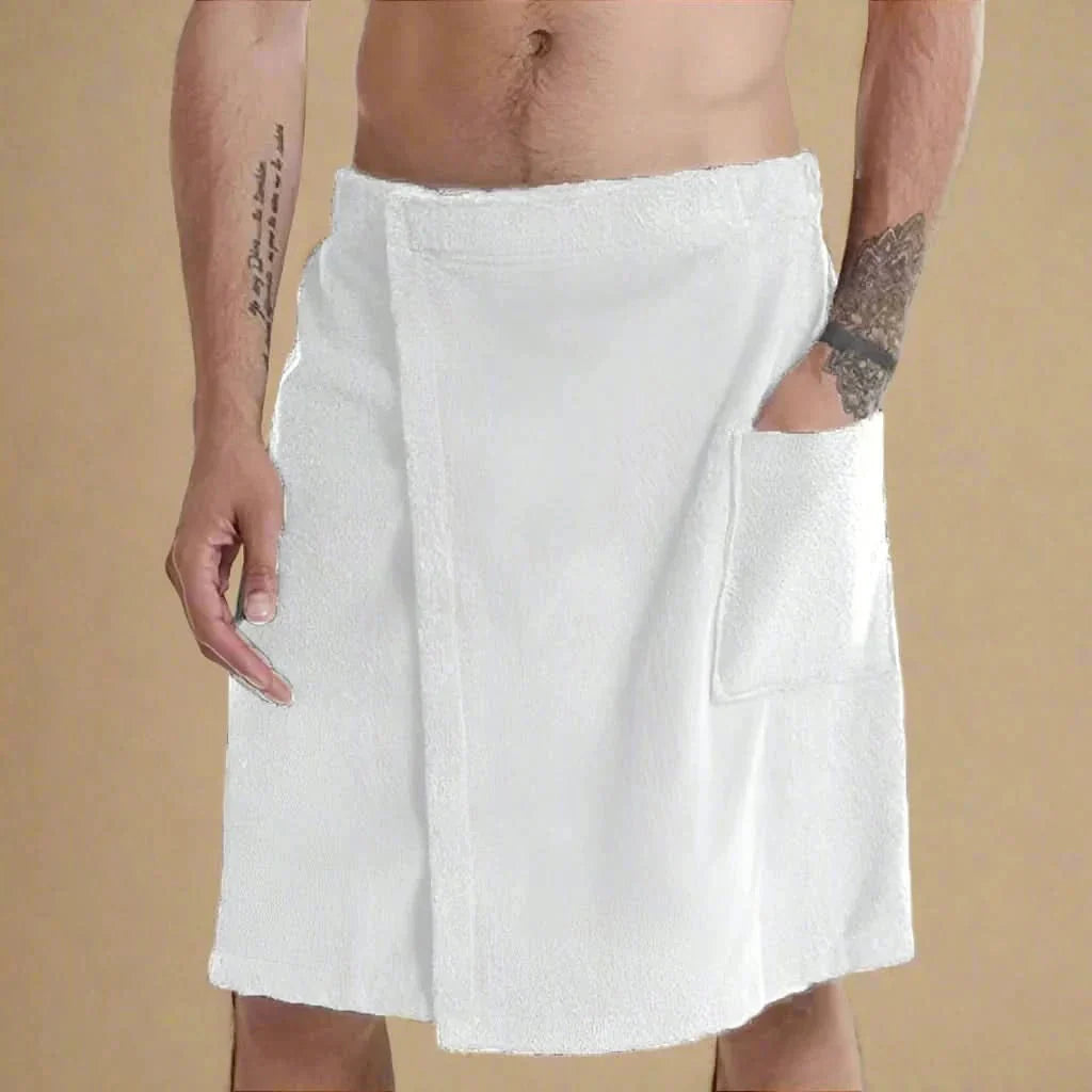 Towel Wrap for Bathing with Velcro Fastening and Storage Pocket